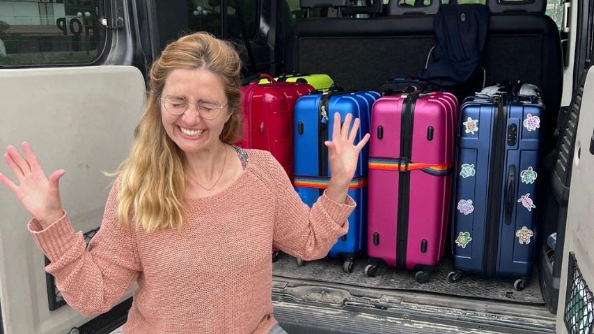 Geschafft!-Anne hat alle Koffer untergebracht!<br>Tetris macht es möglich!